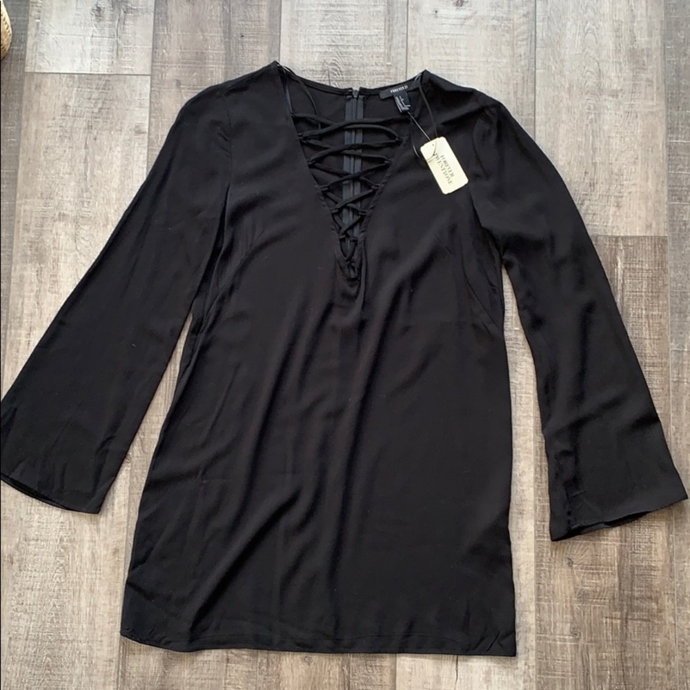 F21 DRESS NWT - Picture 2 of 6